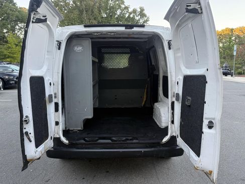 Used 2017 Nissan NV200 S image 11