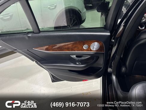 Used 2018 Mercedes-Benz E 300 image 12