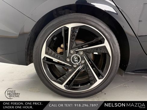 Used 2021 Hyundai Elantra N Line FWD image 13