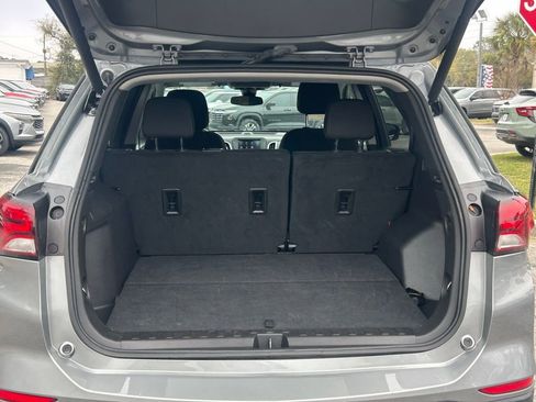 Used 2024 Chevrolet Equinox LT image 11