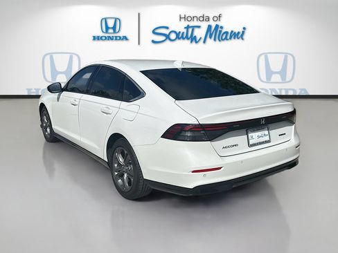 Used 2023 Honda Accord EX-L image 5