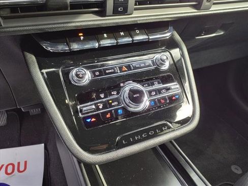 Used 2021 Lincoln Corsair AWD w/ Equipment Group 101A image 16