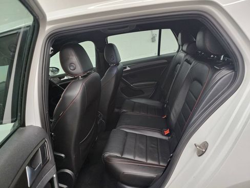 Used 2020 Volkswagen GTI SE FWD image 27