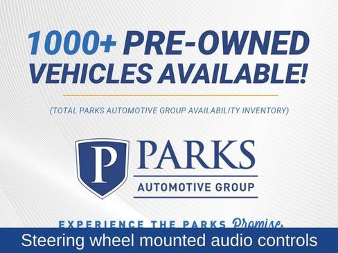 Used 2025 Chevrolet Trax LT FWD image 4