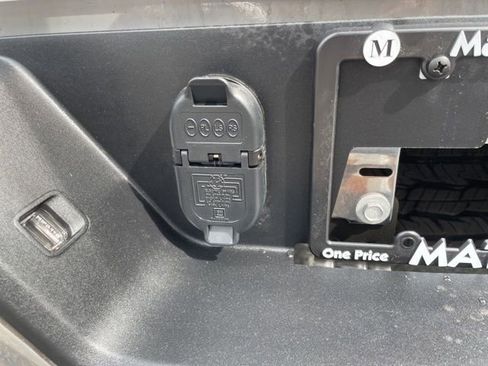 Used 2025 Chevrolet Silverado 1500 W/T RWD image 25