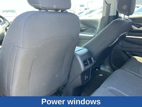 Used 2024 GMC Terrain SLE AWD/4WD image 22