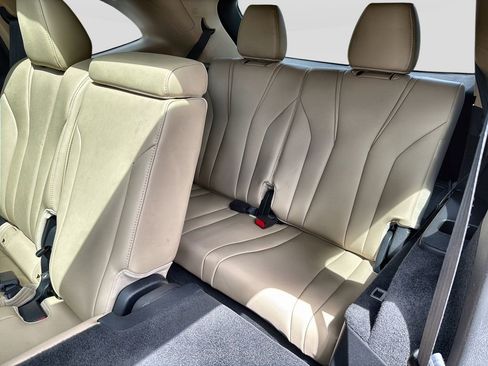Used 2022 Acura MDX SH-AWD w/ Technology Package image 35