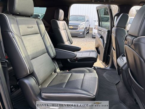 Used 2022 Cadillac Escalade ESV Sport w/ Touring Package image 26
