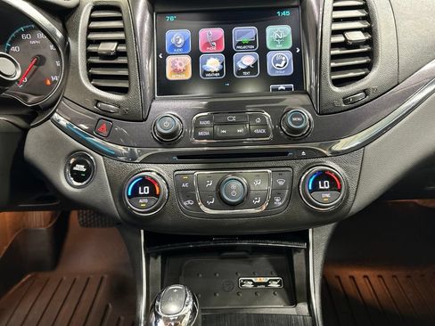 Used 2017 Chevrolet Impala Premier w/ Enhanced Convenience Package FWD image 23