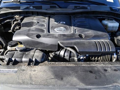 Used 2022 Nissan Armada SL w/ Captain's Chairs Package image 26