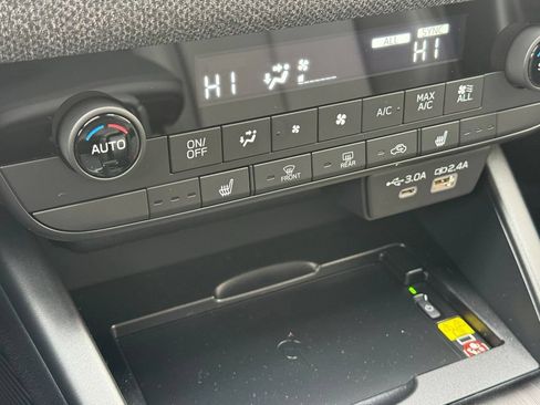 New 2026 Subaru Outback Limited AWD/4WD image 17