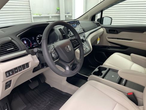 New 2026 Honda Odyssey EX-L image 9