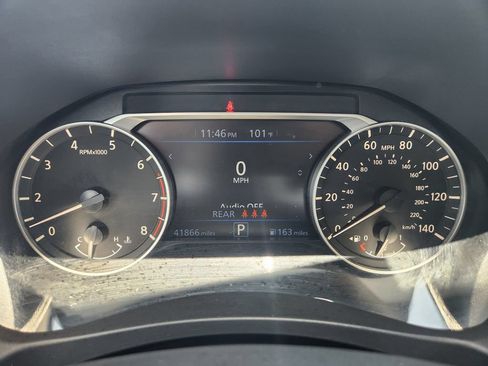Used 2025 Nissan Altima 2.5 SV AWD/4WD image 16