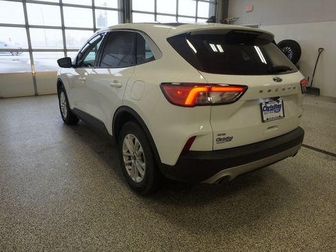 Used 2020 Ford Escape SE AWD/4WD image 5
