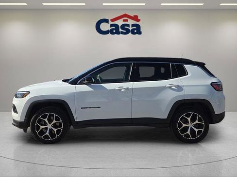 Used 2024 Jeep Compass Limited image 5