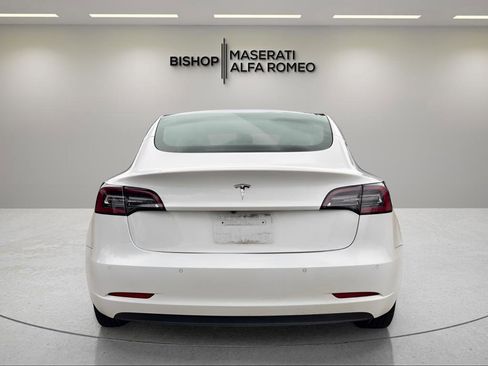 Used 2021 Tesla Model 3 Standard Range RWD image 4