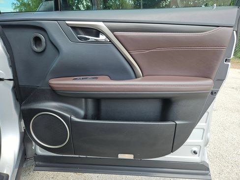 Used 2018 Lexus RX 350 FWD w/ Premium Package image 29