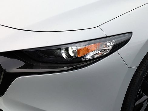 New 2026 MAZDA MAZDA3 2.5 S Hatchback w/ Premium Pkg image 9