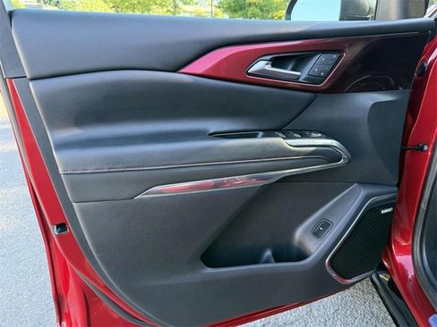 Certified 2024 Chevrolet Traverse RS w/ LPO, Floor Liner Package image 8