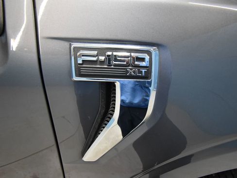 Used 2022 Ford F150 XLT w/ Equipment Group 302A High image 40