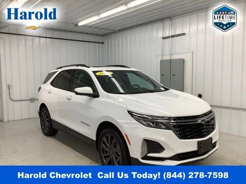 Used 2022 Chevrolet Equinox RS image 1