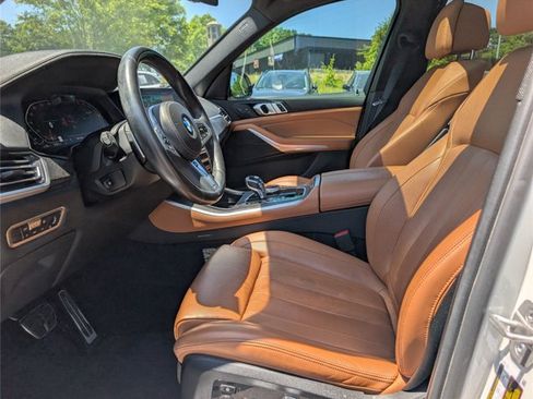 Used 2022 BMW X5 xDrive40i w/ M Sport Package AWD/4WD image 39