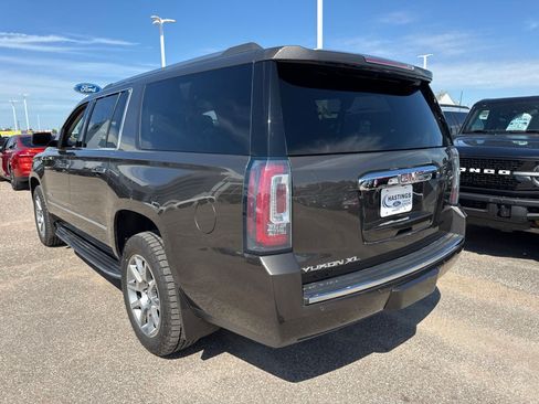 Used 2019 GMC Yukon XL Denali w/ Open Road Package AWD/4WD image 7