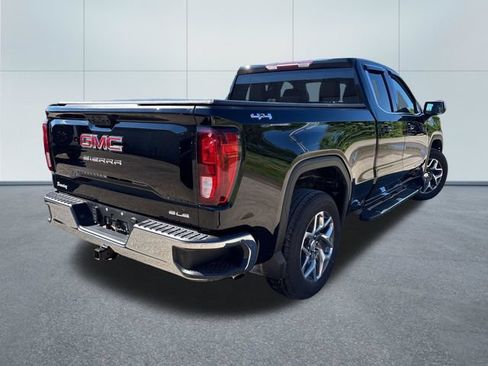 Used 2023 GMC Sierra 1500 SLE AWD/4WD image 4