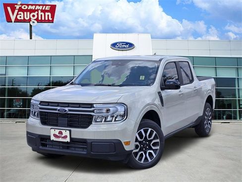 Used 2024 Ford Maverick Lariat w/ 4K Tow Package image 1