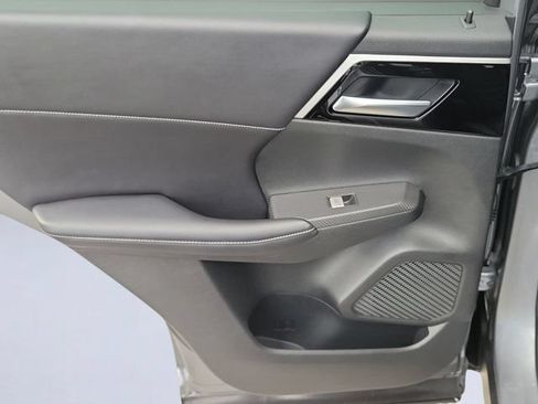 Used 2022 Mitsubishi Outlander SE FWD image 10