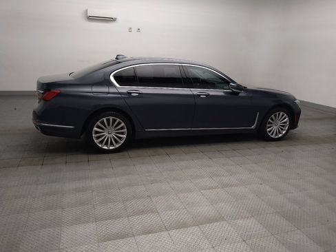 Used 2020 BMW 740i RWD image 10