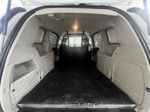Used 2014 RAM C/V Tradesman image 15