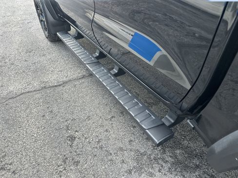 Certified 2025 Chevrolet Colorado Trail Boss image 7