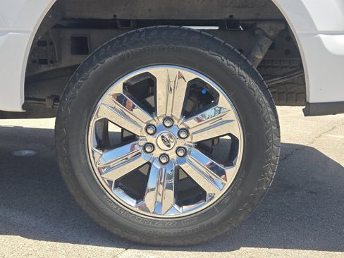 Used 2020 Ford F150 XLT w/ Equipment Group 302A Luxury AWD/4WD image 22