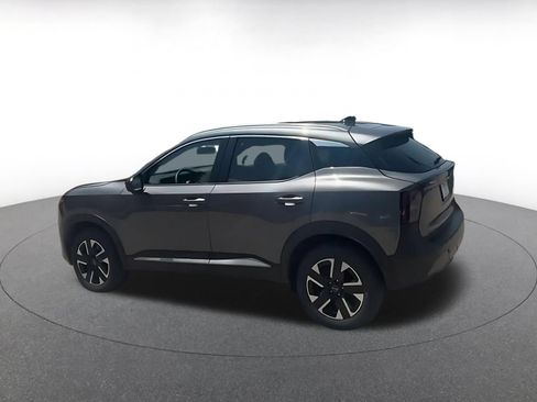 Used 2026 Nissan Kicks SV w/ Cold Weather Package AWD/4WD image 10