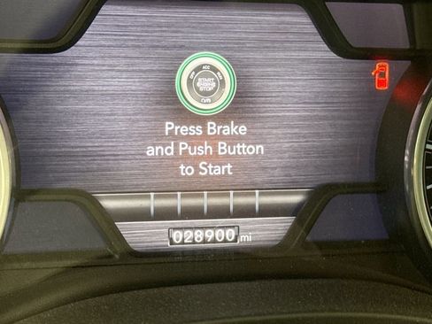 Used 2022 RAM 1500 Big Horn image 9