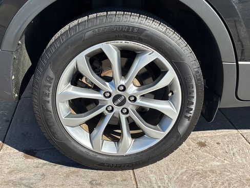 Used 2017 Lincoln MKC Select w/ Select Plus Package image 12