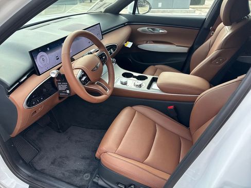New 2026 Genesis GV70 2.5T Advanced AWD/4WD image 10