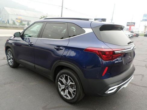 Used 2021 Kia Seltos EX AWD/4WD image 7