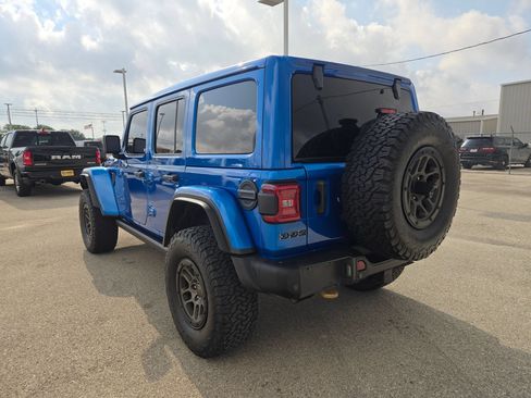 Used 2023 Jeep Wrangler Unlimited Rubicon 392 w/ Xtreme Recon 35" Tire Package AWD/4WD image 5