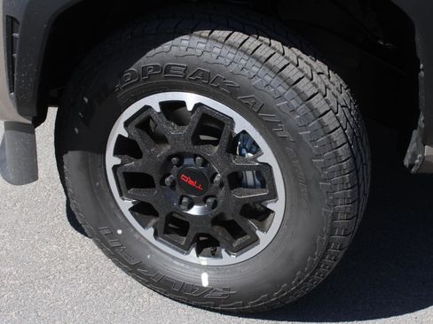 New 2026 Toyota Tacoma TRD Off-Road AWD/4WD image 17