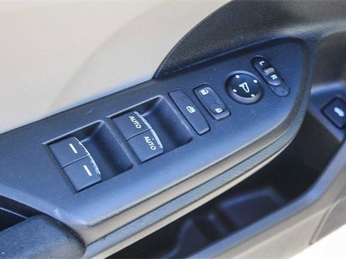 Used 2016 Honda Civic LX image 27