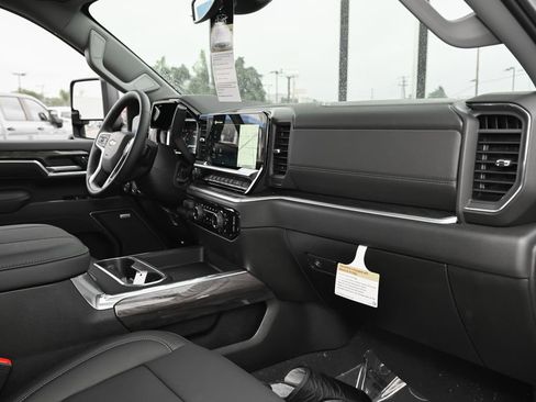 New 2026 Chevrolet Silverado 2500 LTZ w/ LTZ Plus Package image 45