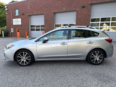 Used 2018 Subaru Impreza 2.0i Limited AWD/4WD image 3