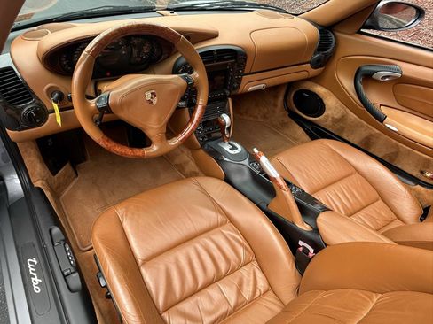 Used 2004 Porsche 911 Turbo AWD/4WD image 18