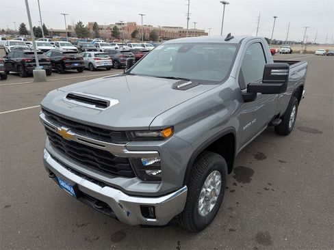 New 2026 Chevrolet Silverado 3500 LT image 6