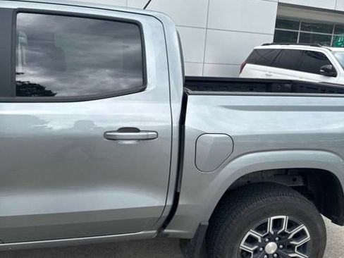 Used 2024 Chevrolet Colorado LT w/ LT Convenience Package III RWD image 16