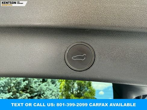 Used 2023 Tesla Model Y Long Range AWD/4WD image 30