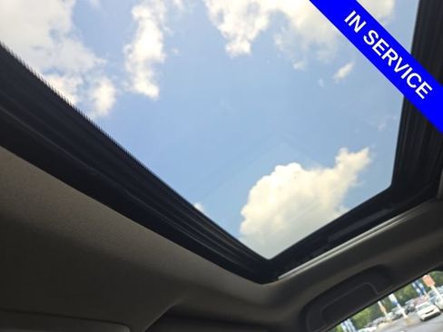 Used 2011 Honda Pilot Touring image 8