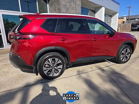 Used 2021 Nissan Rogue SV w/ Premium Package image 27